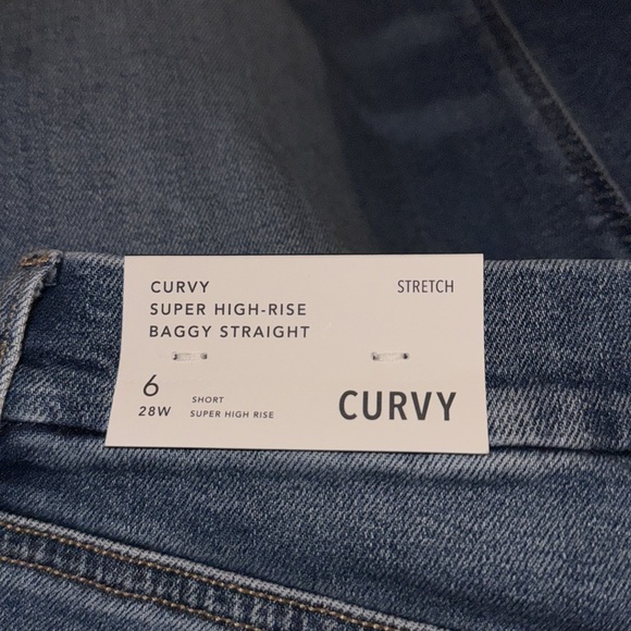 American Eagle Curvy Super High-Rise Baggy Straight Jean - Picture 5 of 10